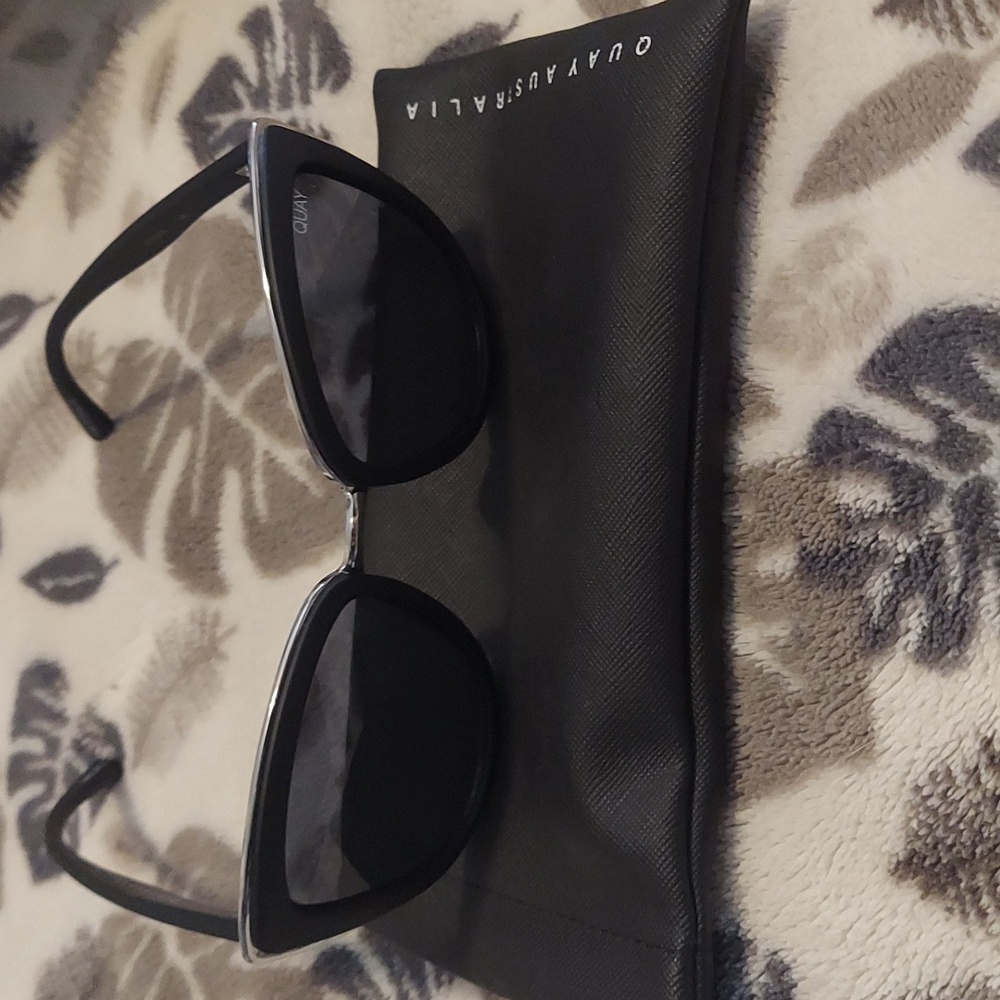 Cateye quay Australia sunglasses